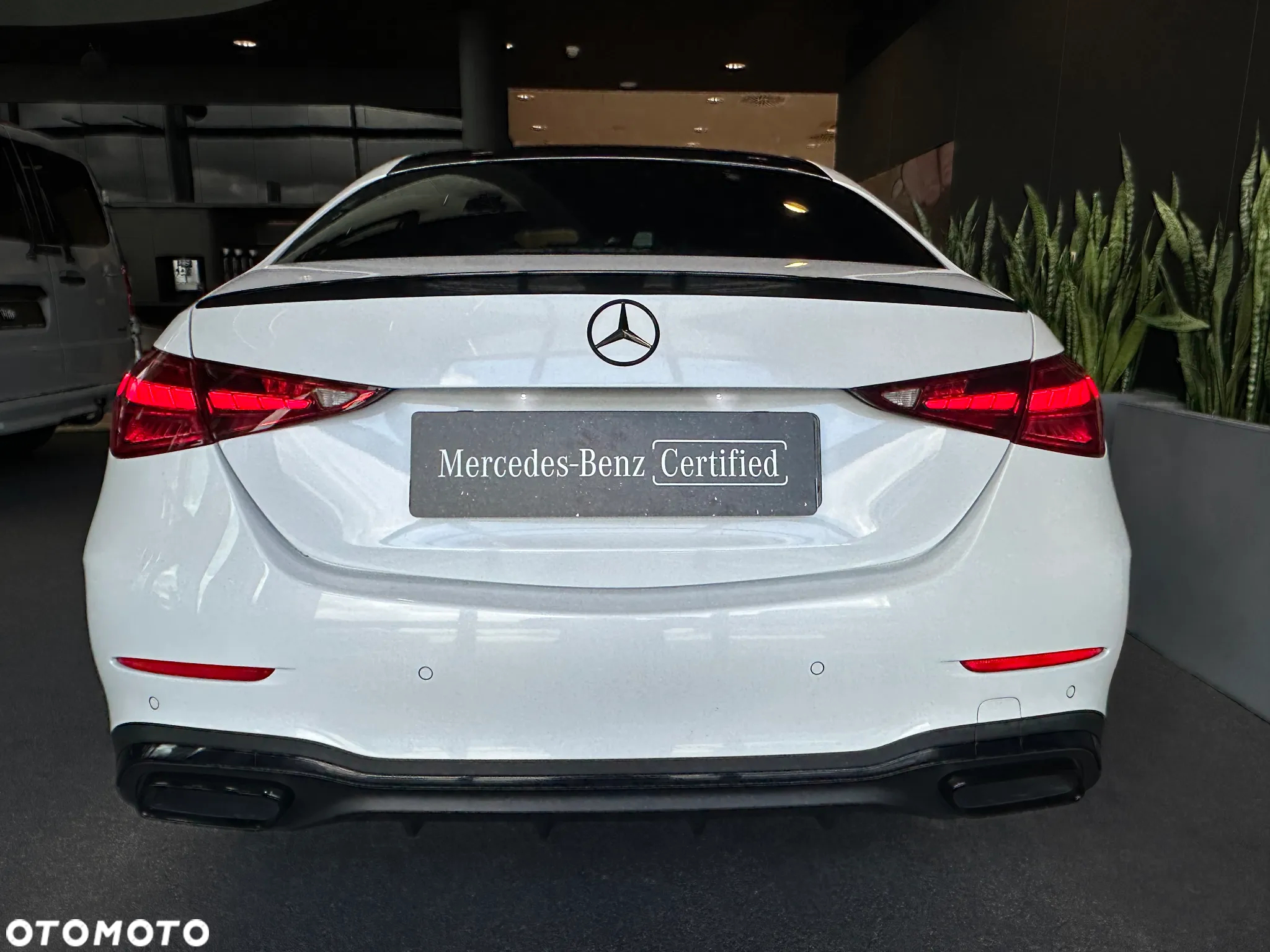 Mercedes-Benz Klasa C 300 d 9G-TRONIC AMG Line - 3