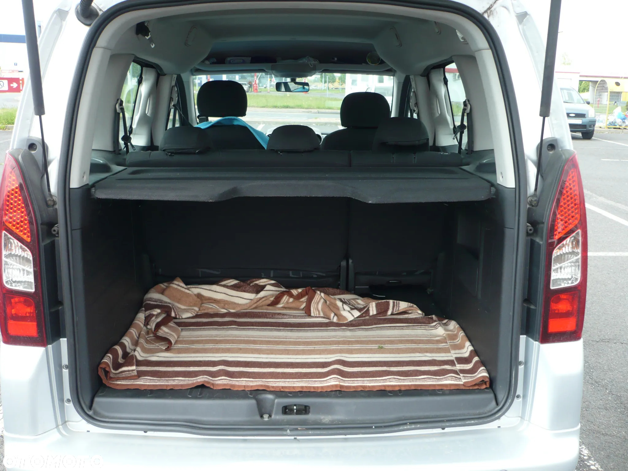 Peugeot Partner 1.6 HDi Active - 9