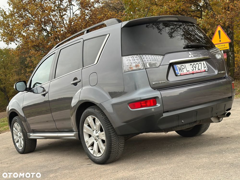 Mitsubishi Outlander 2.0 Intense + 2WD EU5 CVT - 34