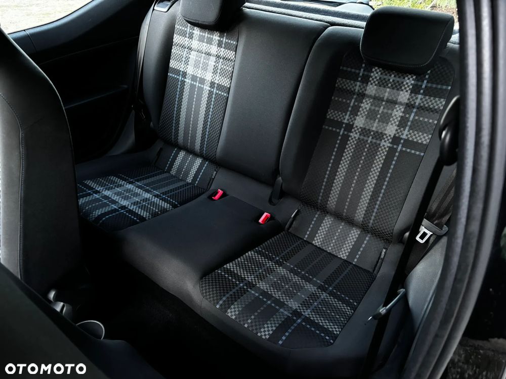 Volkswagen up! - 22