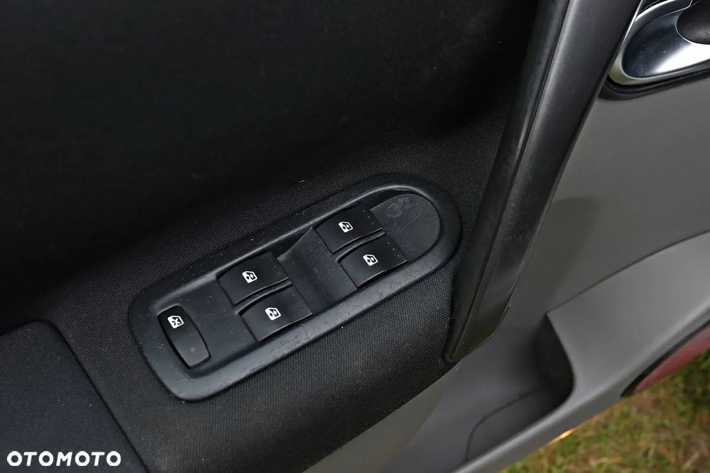 Renault Scenic - 32