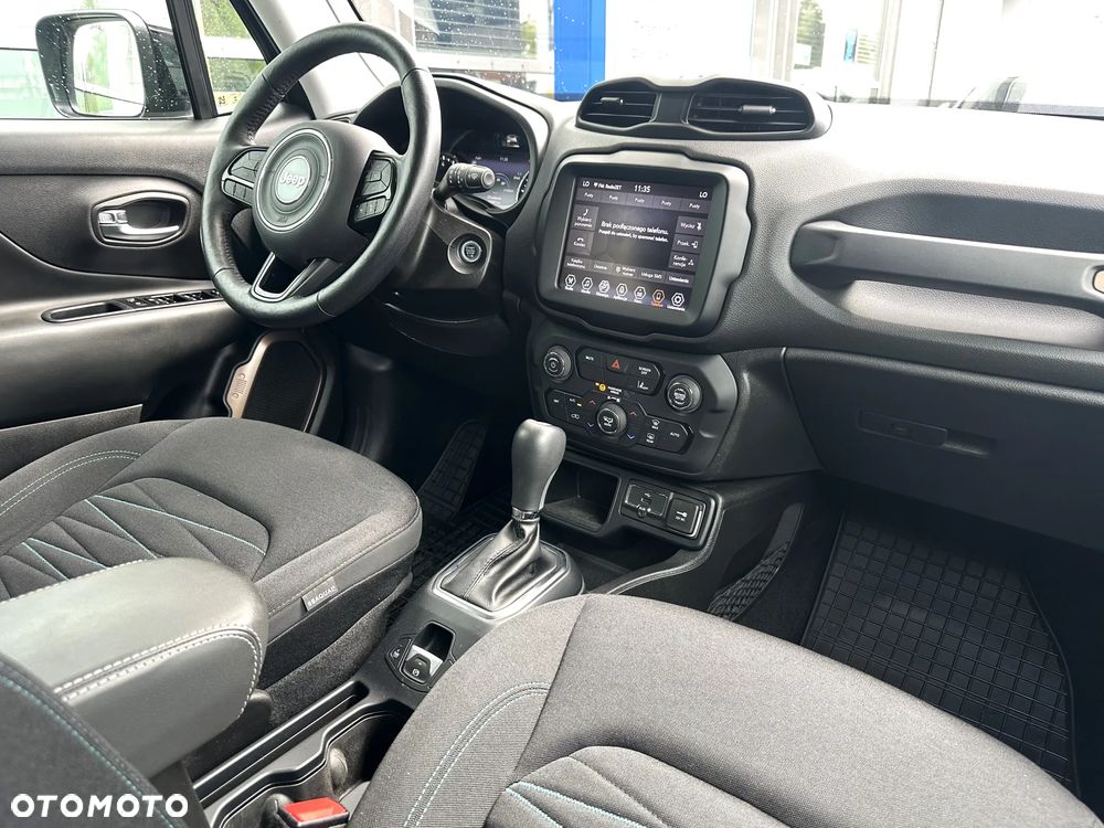 Jeep Renegade - 12