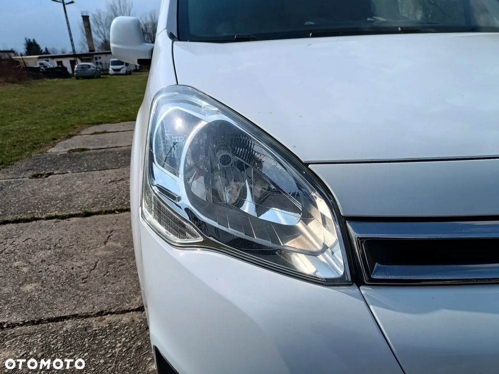 Citroën Berlingo 1.6 diesel Blue HDI 99kM, manual, 2016 rok EURO 6! STAN BARDZO DOBRY, PRZEBIEG GWARANTOWANY! - 17