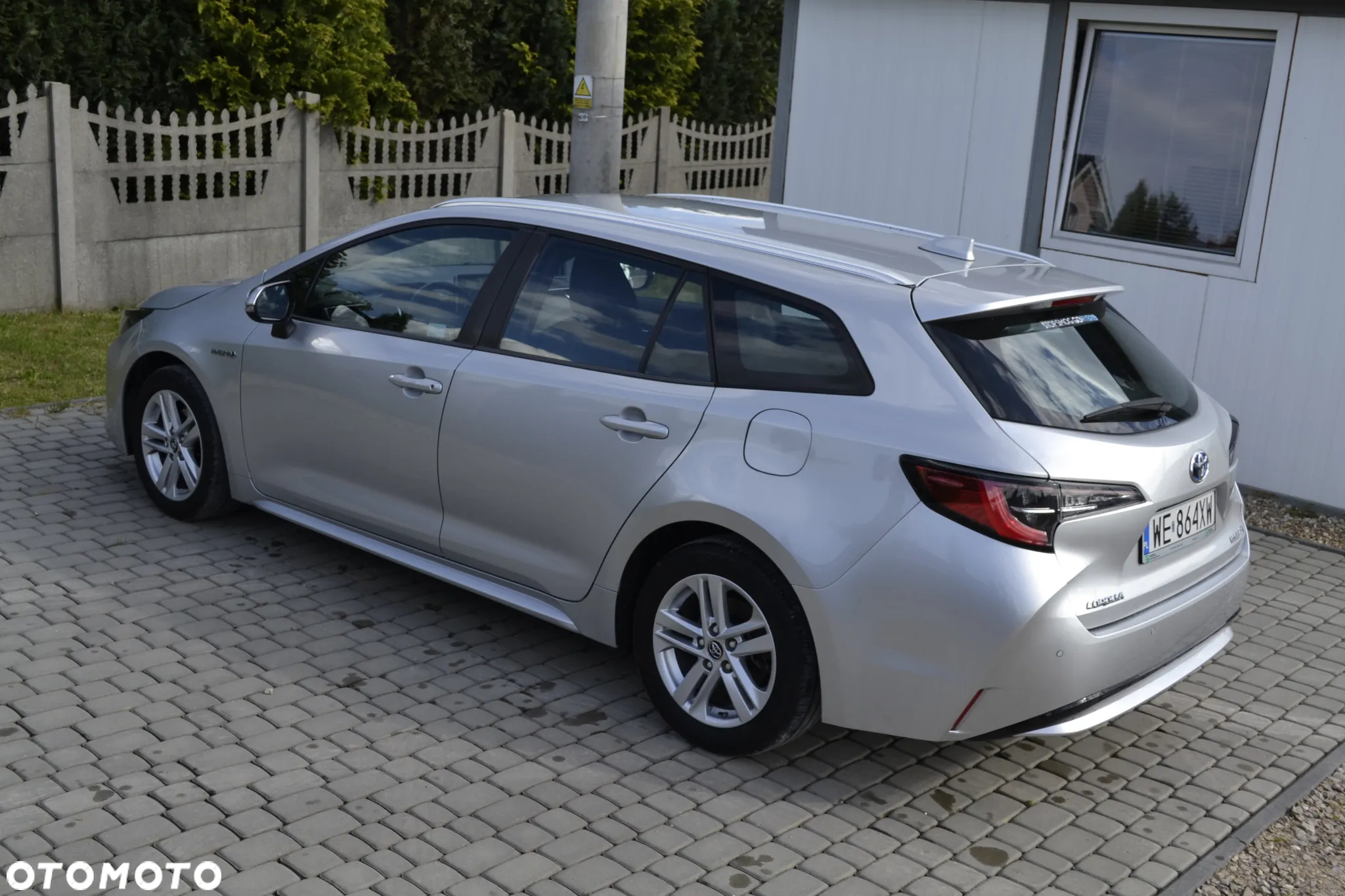 Toyota Corolla 1.8 Hybrid Comfort - 20