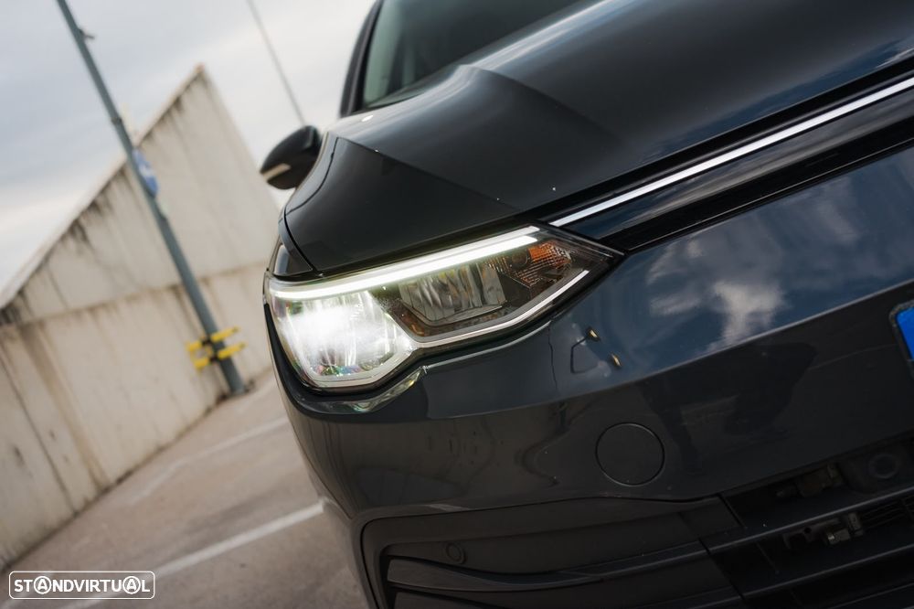 VW Golf 1.5 eTSI Style DSG - 38