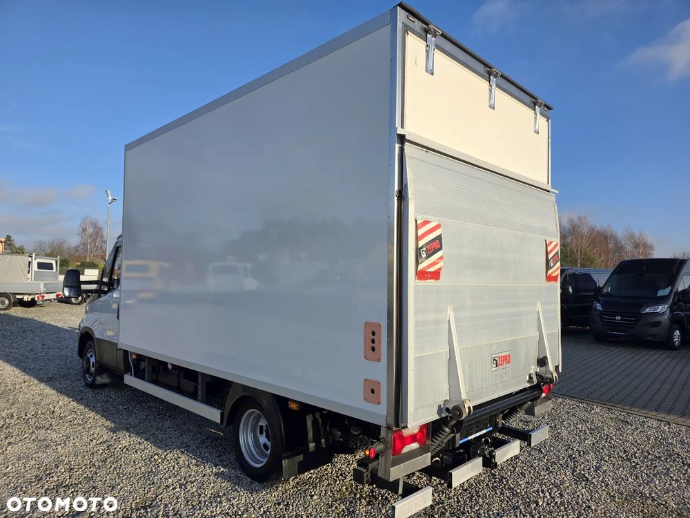 Iveco 35C17 35-170 3,0 HPI 170 KONNY KONTENER 4,2M WINDA CHŁODNIA CARRIER MROŻNIA ZASILANIE ZEWNĘTRZNE KLIMA BLIŻNIAKI DO 3,5T HIMATIC 8 BIEGOWY WEBASTO - 3