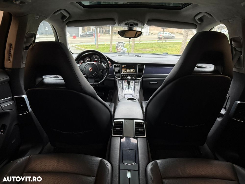 Porsche Panamera - 9