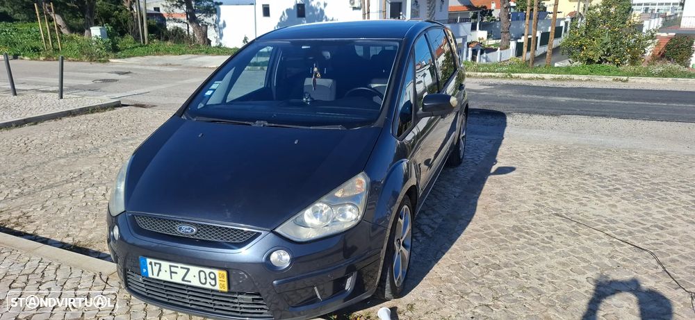 Ford S-Max 2.0 TDCi Titanium 7L - 4