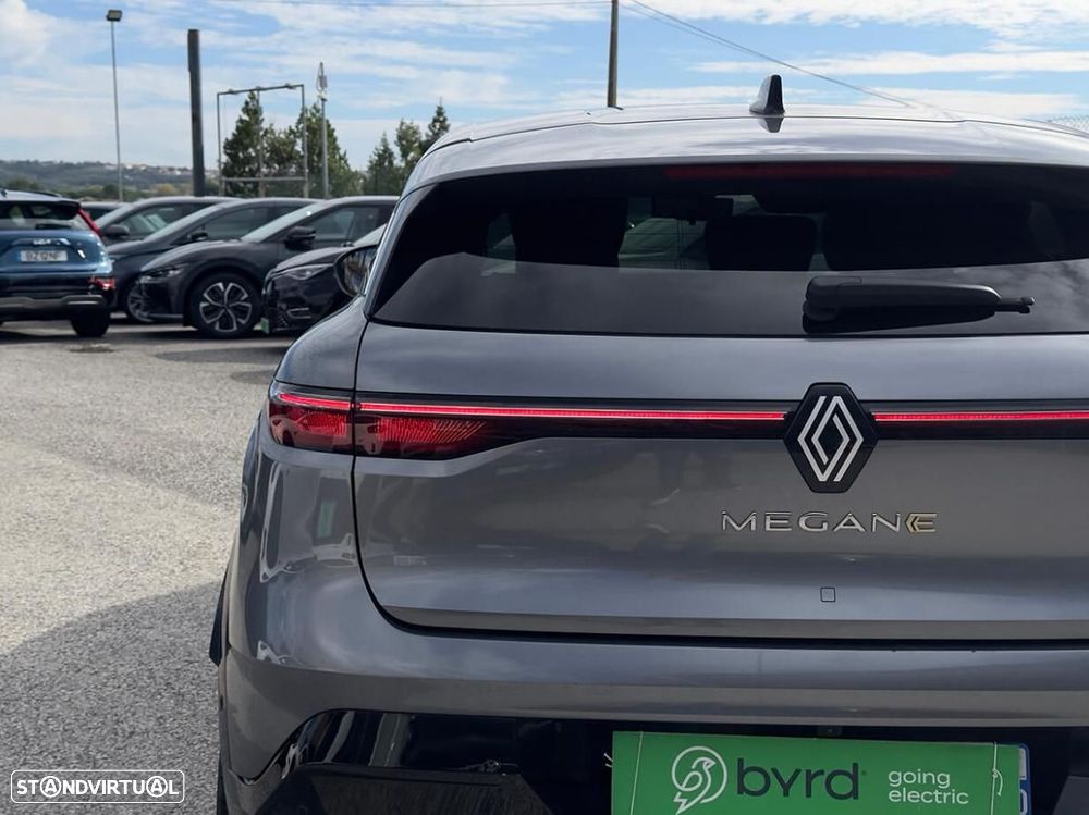 Renault Mégane E-Tech EV60 Techno Autonomia Comfort CA7 - 13