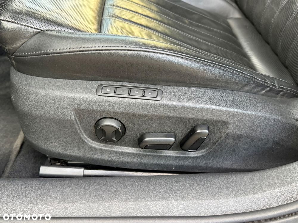 Skoda Superb 1.8 TSI L&K DSG - 20