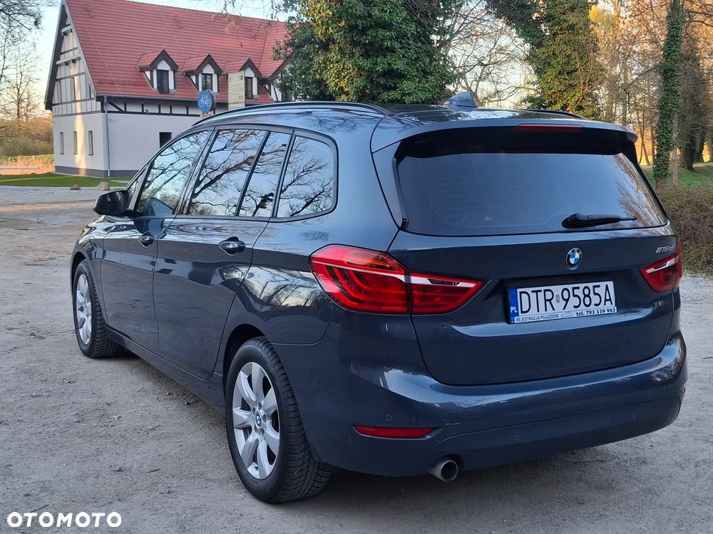 BMW Seria 2 218d Sport-Aut Luxury Line - 9