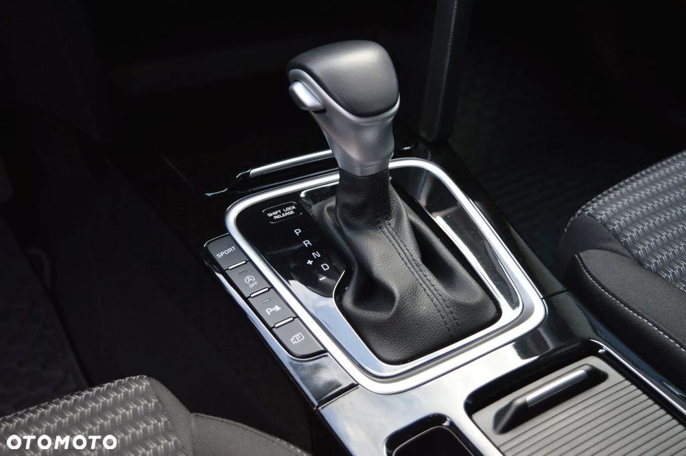 Kia Ceed 1.5 T-GDI Business Line Plus DCT - 33