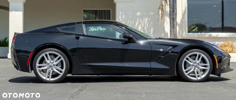 Chevrolet Corvette - 7