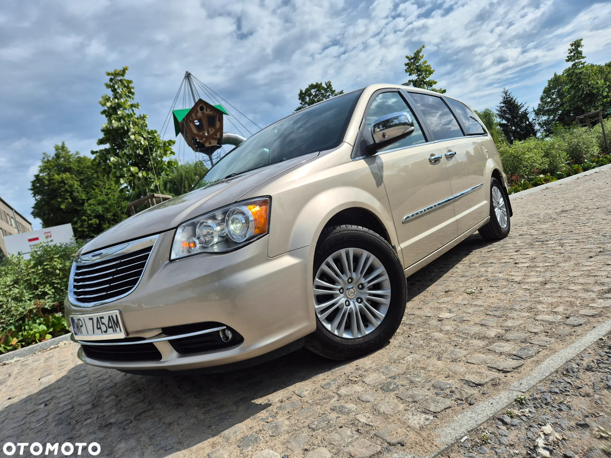 Chrysler Town & Country 3.6 Limited - 27
