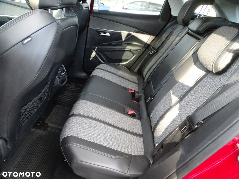 Peugeot 3008 - 18
