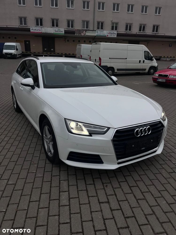 Audi A4 Avant 2.0 TDI S tronic - 2