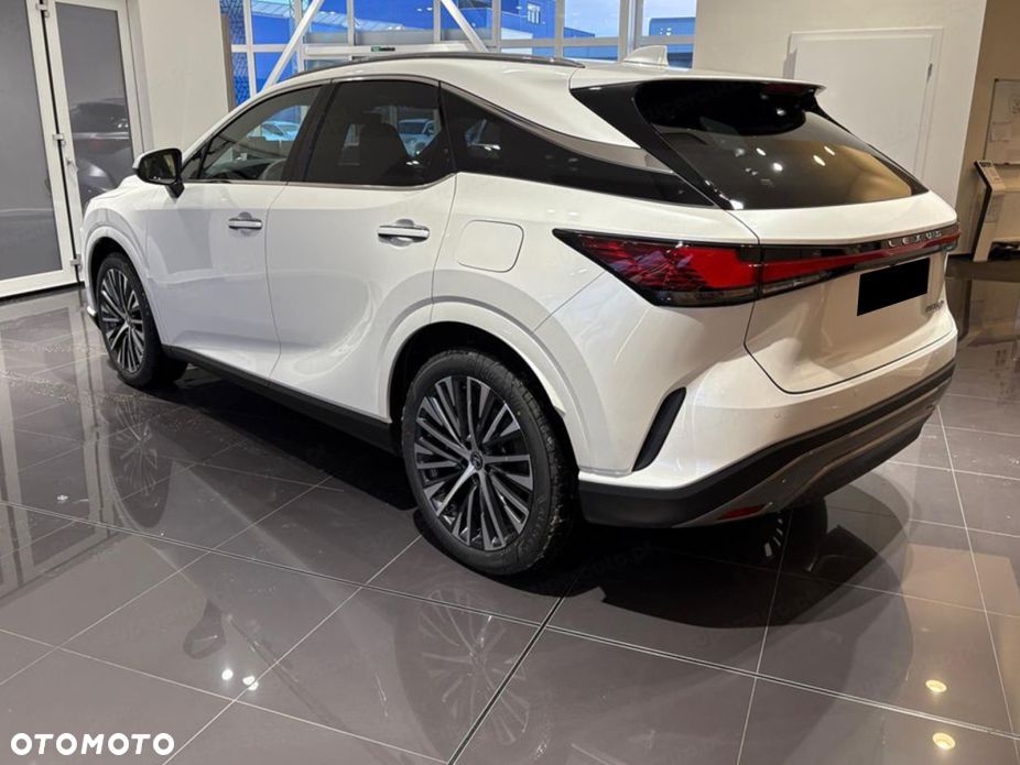 Lexus RX - 4