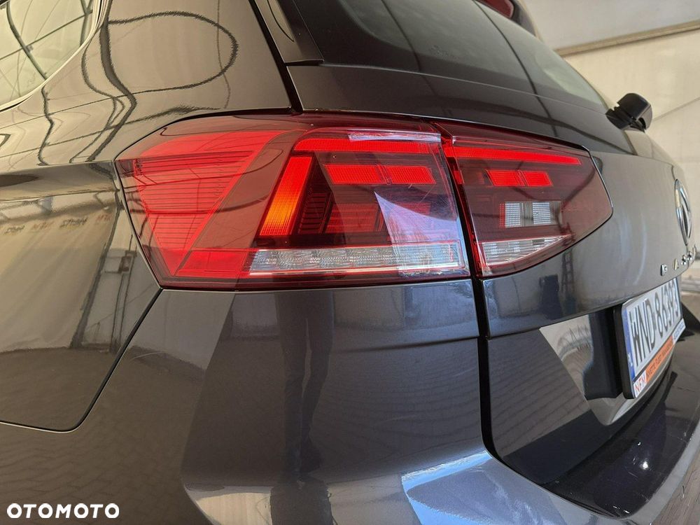 Volkswagen Passat - 29