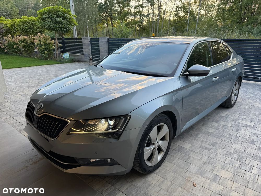 Skoda Superb 2.0 TDI Style DSG - 1