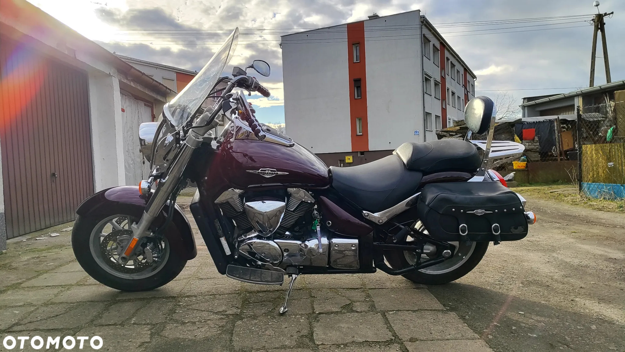 Suzuki Boulevard - 3