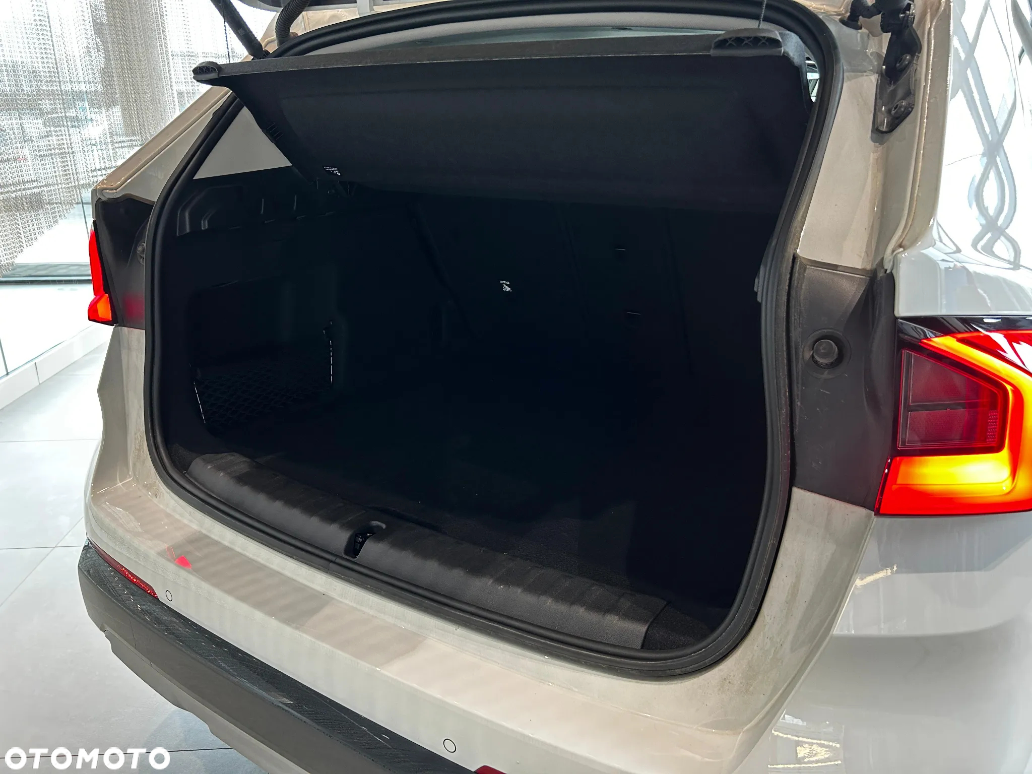 BMW X1 sDrive18i xLine - 25