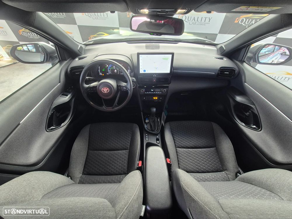 Toyota Yaris Cross 1.5 HDF Luxury - 12