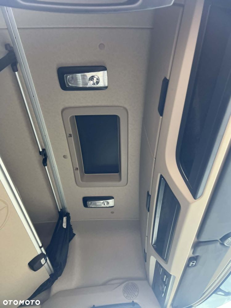 Mercedes-Benz ACTROS 1845 GIGA SPACE - 22