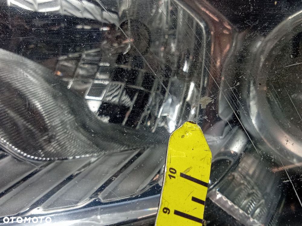 FORD RANGER MK5 LIFT REFLEKTOR LEWY SOCZEWKA UK - 7