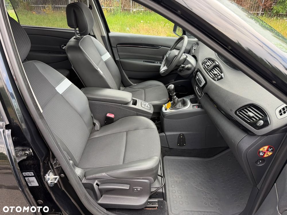 Renault Scenic Energy dCi 130 S&S Bose Edition - 13