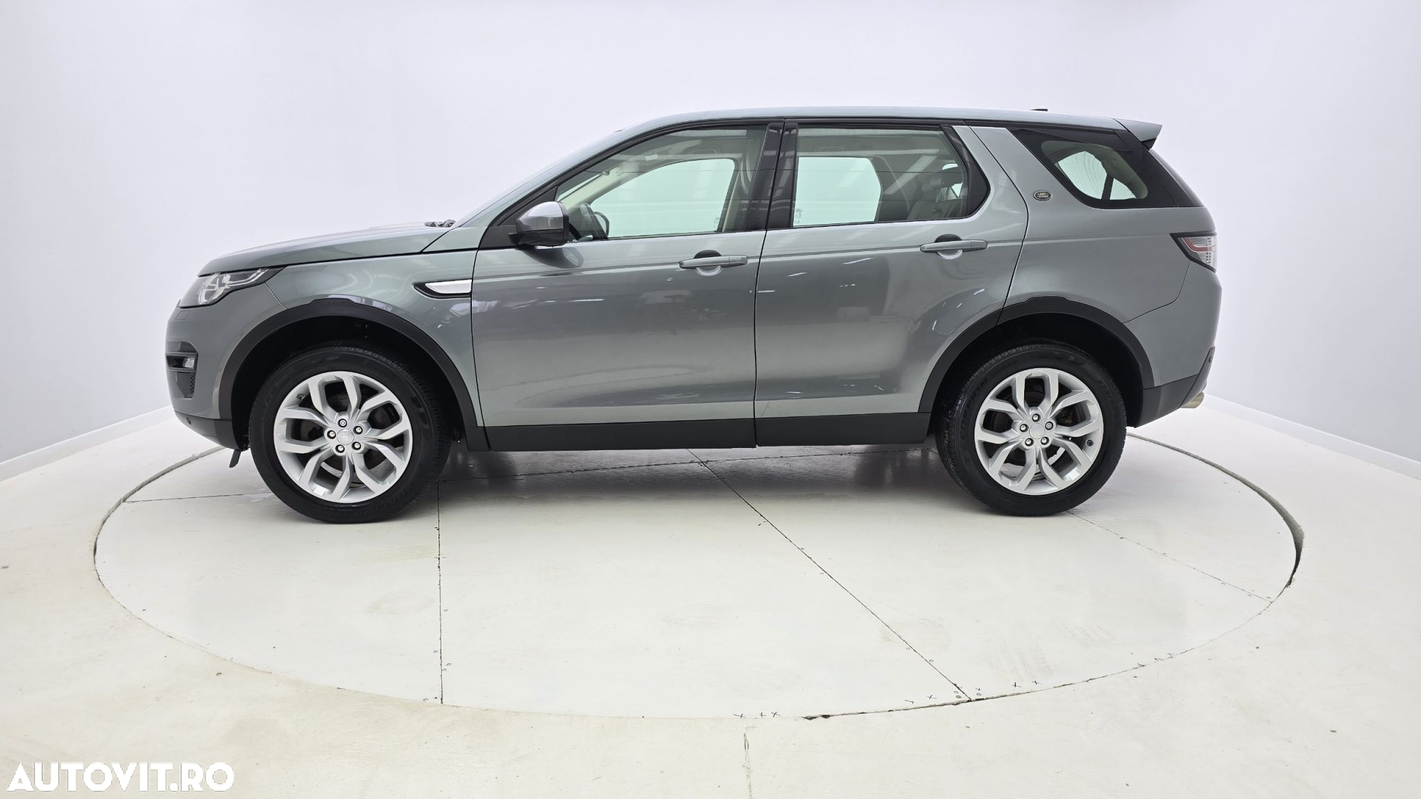 Land Rover Discovery Sport 2.0 l TD4 HSE - 10