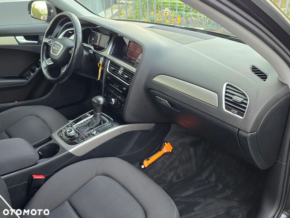 Audi A4 Avant - 25