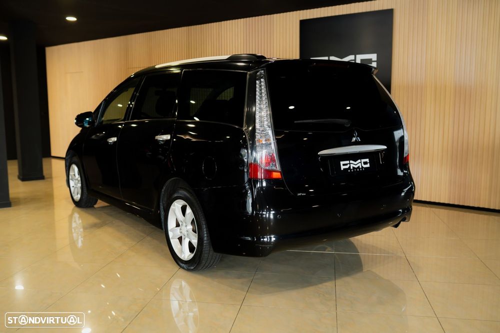 Mitsubishi Grandis 2.0 DI-D Inform - 9