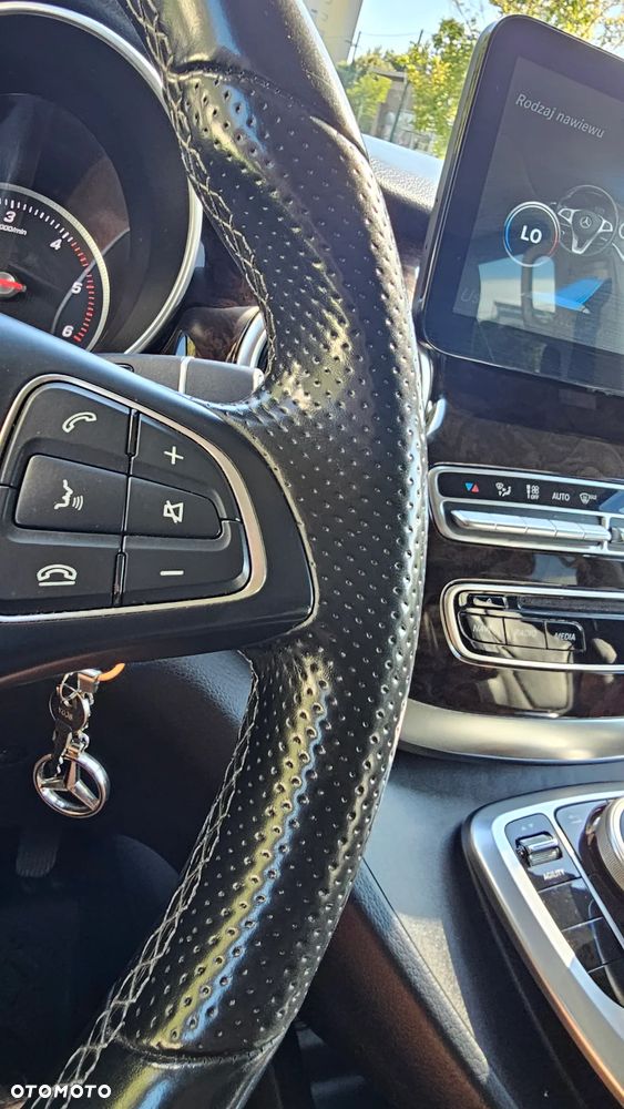 Mercedes-Benz Klasa V 250 d 4-Matic Avantgarde 7G-Tronic (d³ugi) - 17