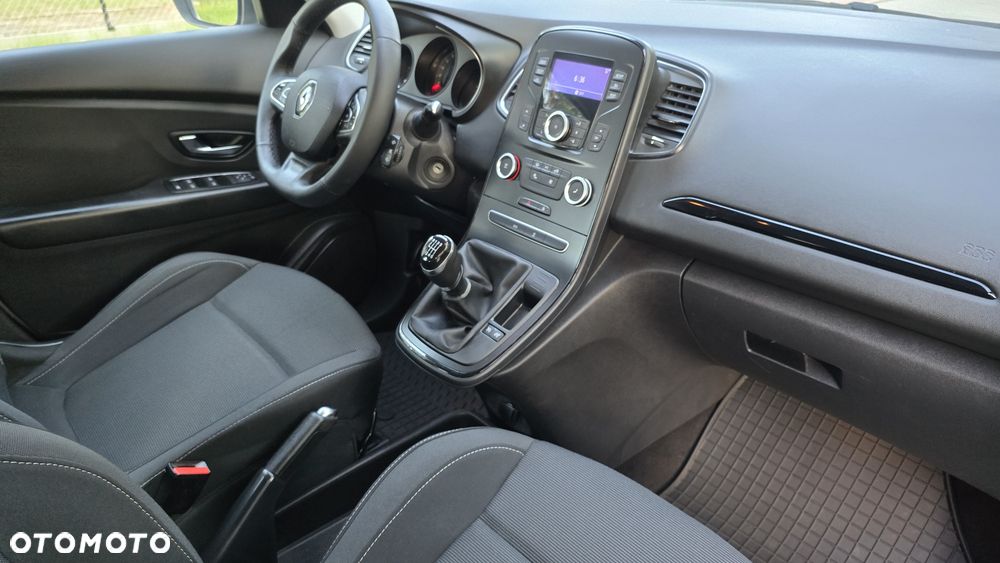 Renault Scenic - 7