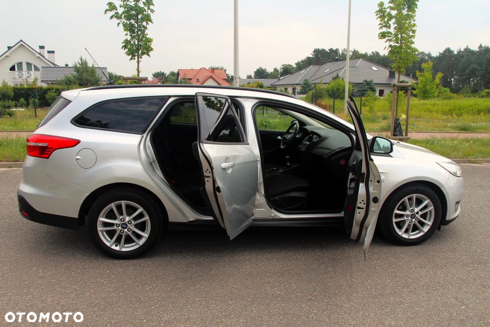 Ford Focus 1.6 TDCi DPF Start-Stopp-System Business - 12
