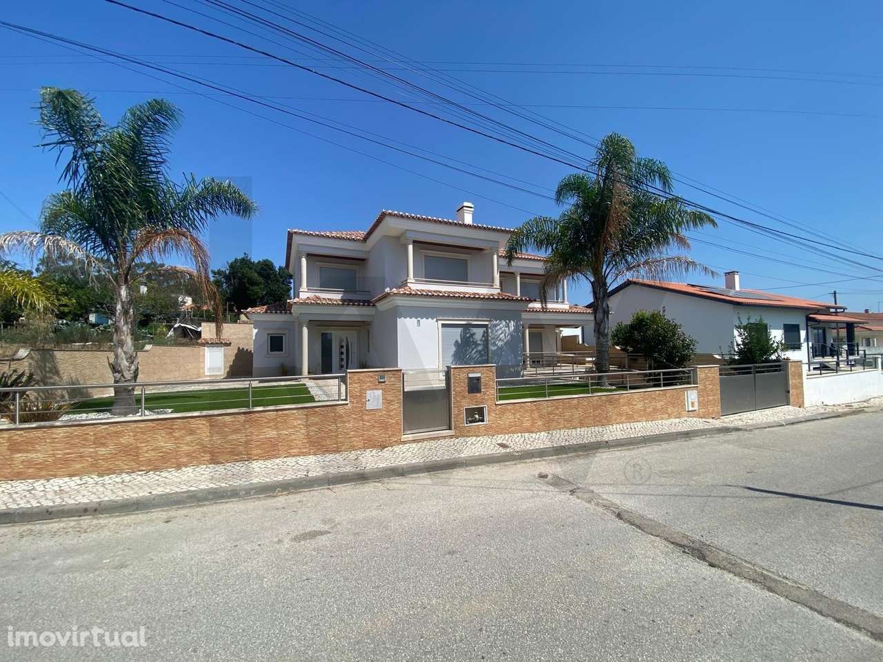 Moradia de Sonho a 5 Minutos da Praia da Nazaré – Conforto, Qualidade - Grande imagem: 2/46