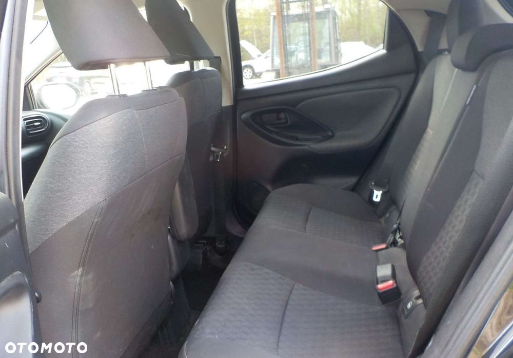Toyota Yaris - 20