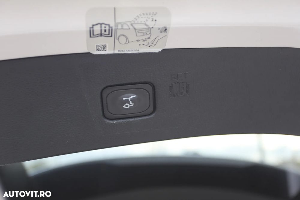 Ford Edge 2.0 Panther A8 AWD ST Line - 12