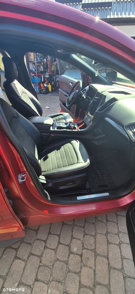Ford Edge - 15