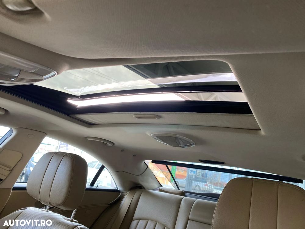 Mercedes-Benz CLS - 24