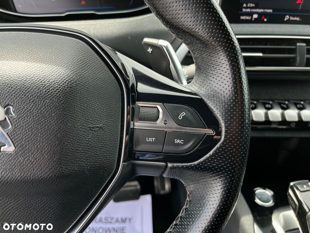 Peugeot 5008 - 8