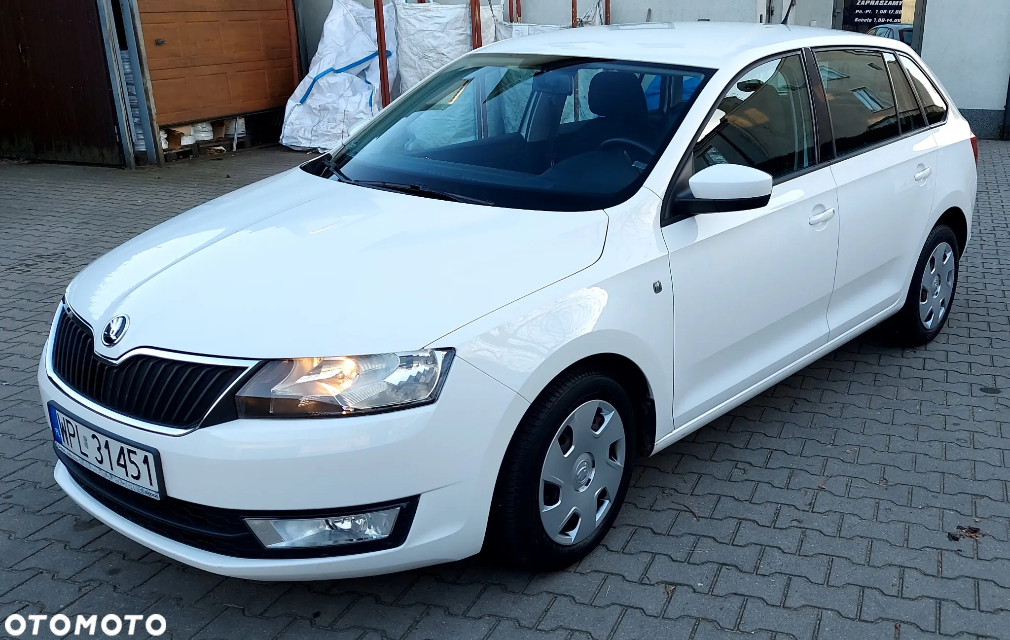 Skoda RAPID 1.2 TSI Ambition - 2