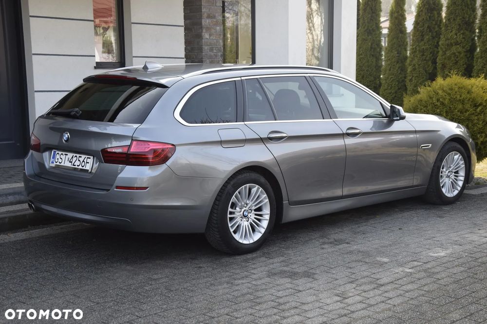 BMW Seria 5 520d xDrive - 17