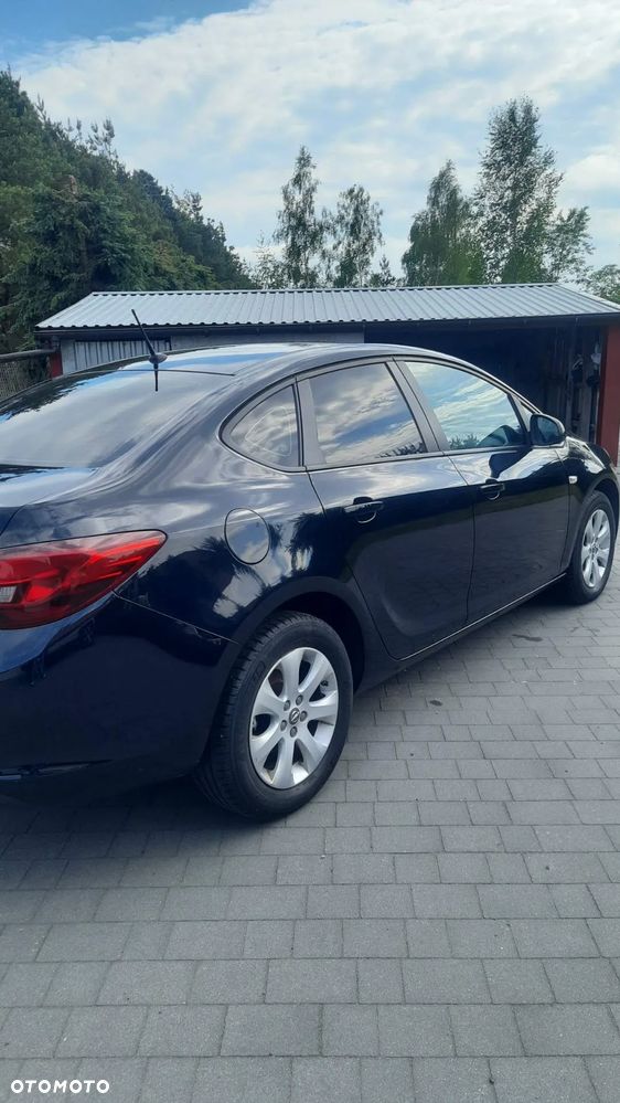 Opel Astra 1.6 Active - 8