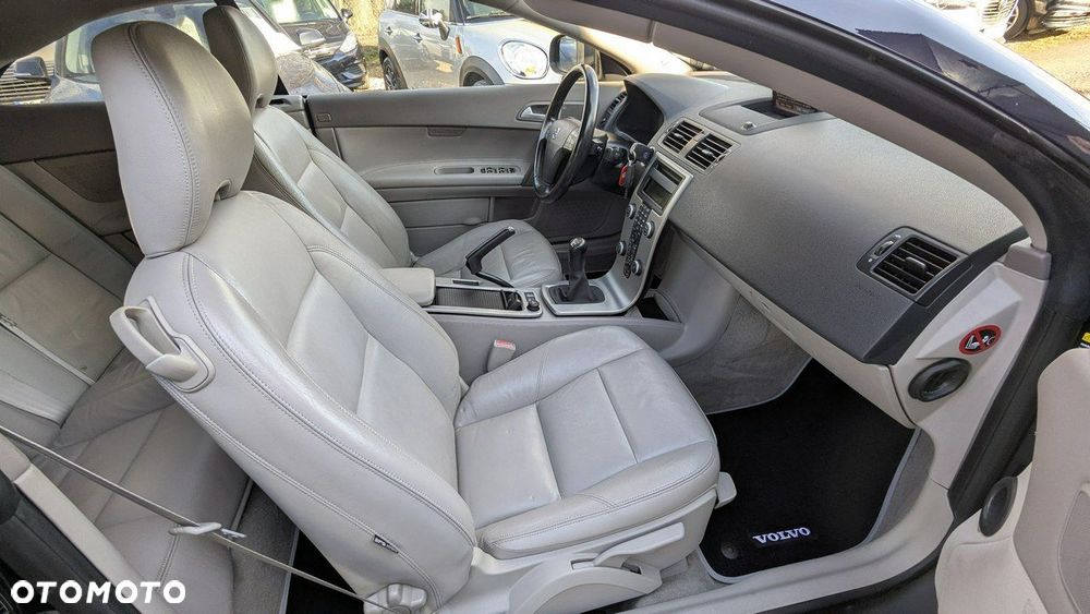 Volvo C70 - 17