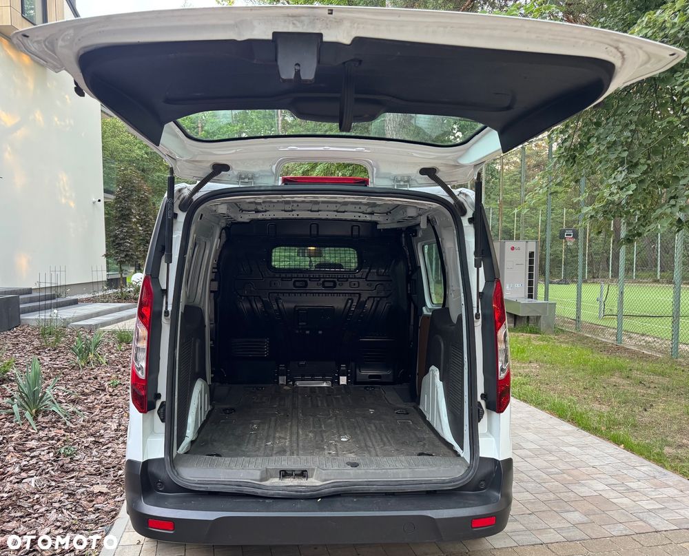 Ford Transit Connect - 12
