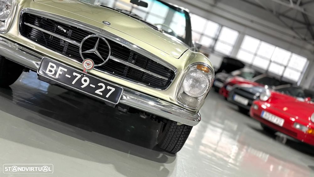 Mercedes-Benz SL 280 - 9