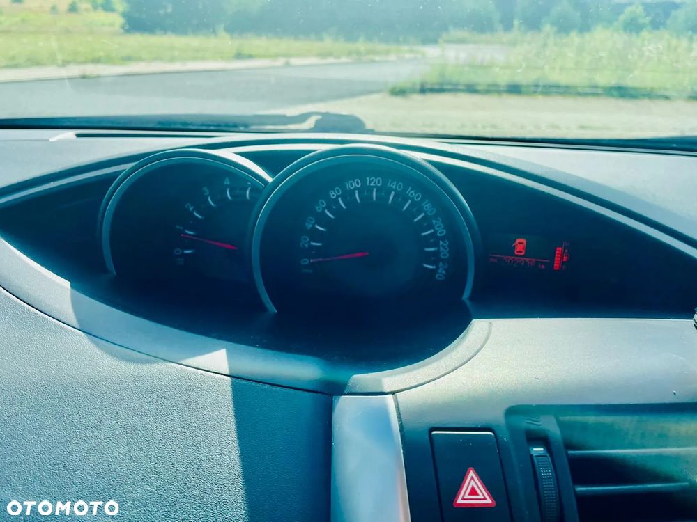 Toyota Verso 1.6 D-4D Active - 3