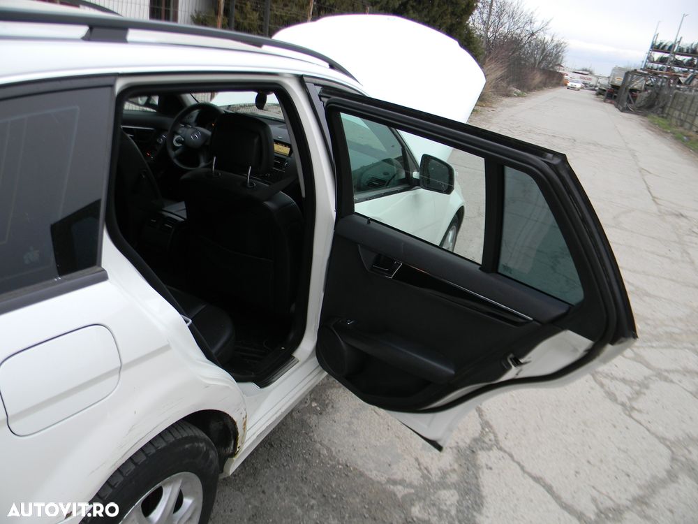 Dezmembrari  Mercedes-Benz C-CLASS (W204)  2007  > 2014 C 200 CDI (20 - 17