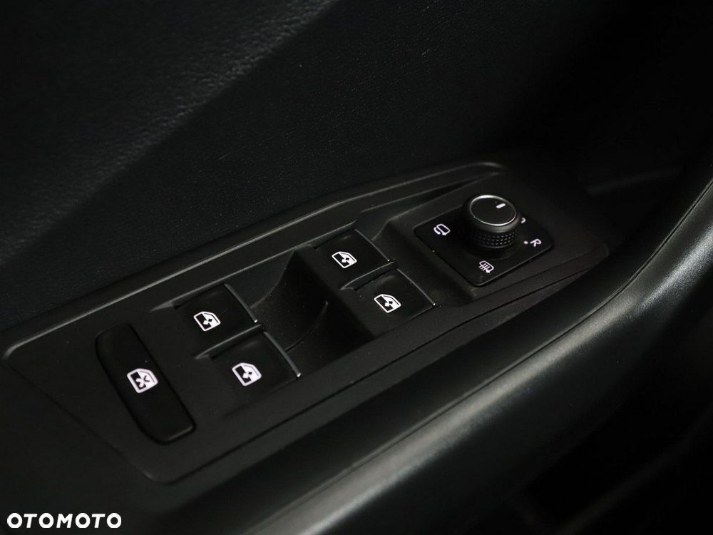 Volkswagen T-Roc 1.0 TSI Style - 35